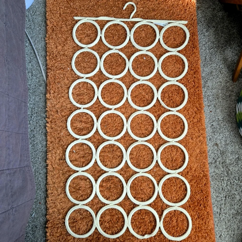Ikea Komplement 28 (46) Piece Scarf Holder Cream